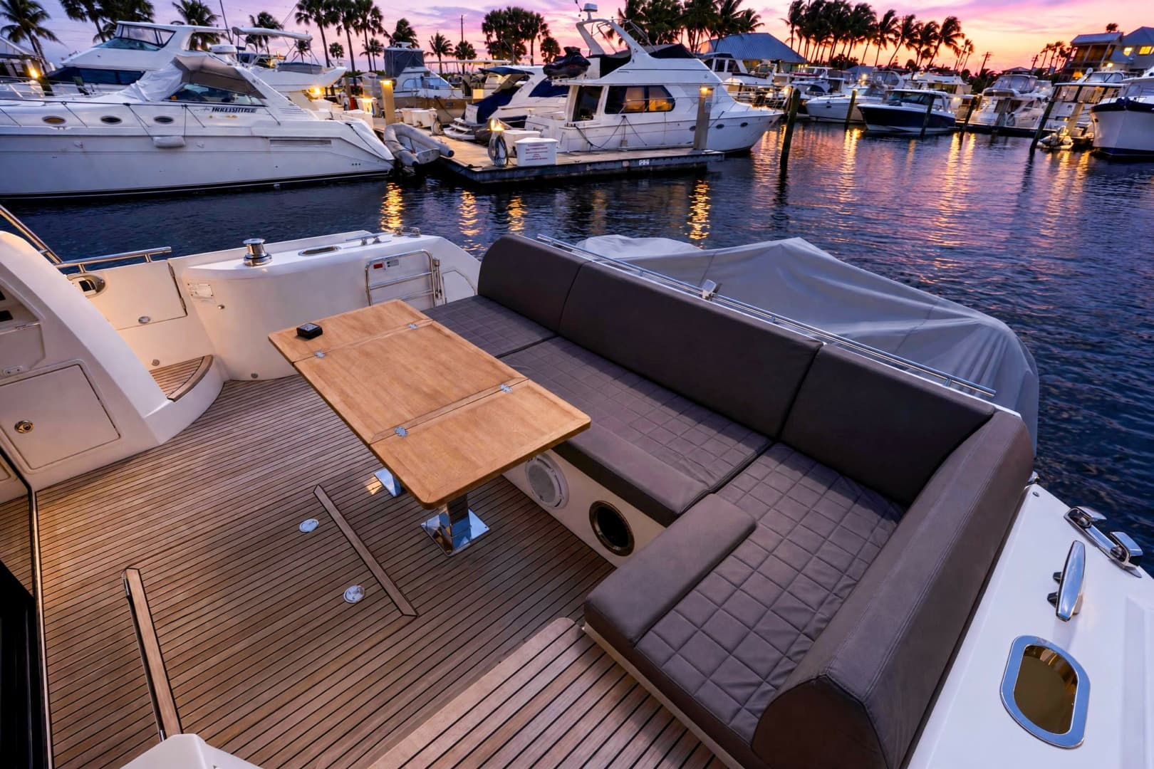 2019 Prestige 520S