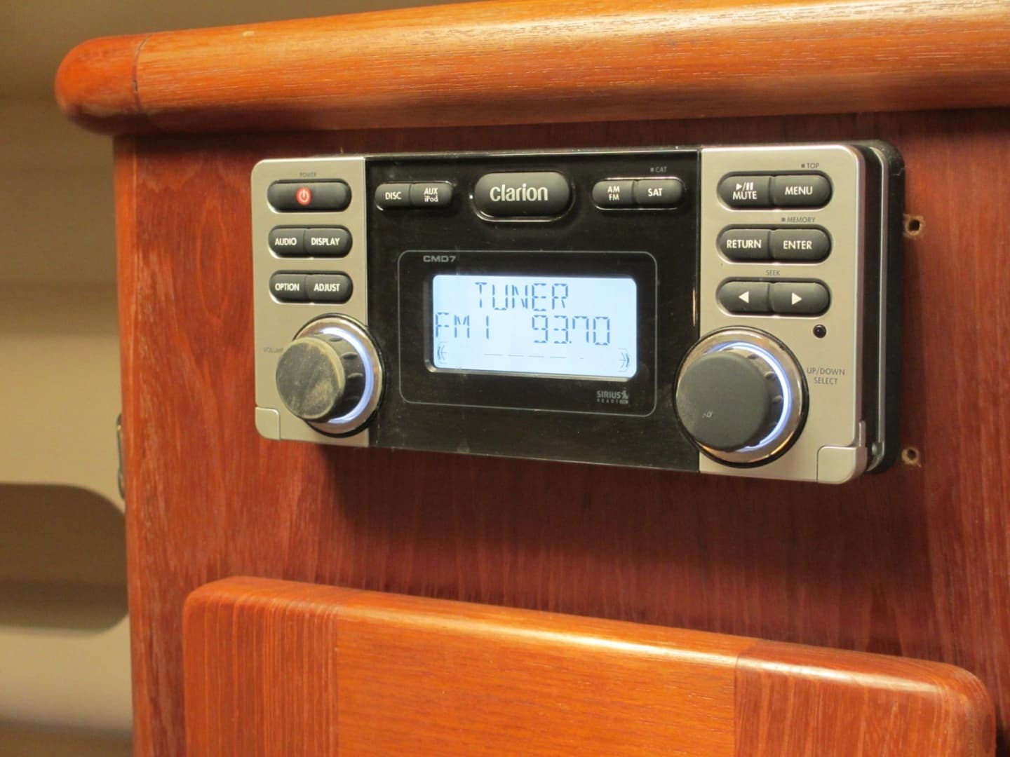 2005 Pursuit 3370 Offshore