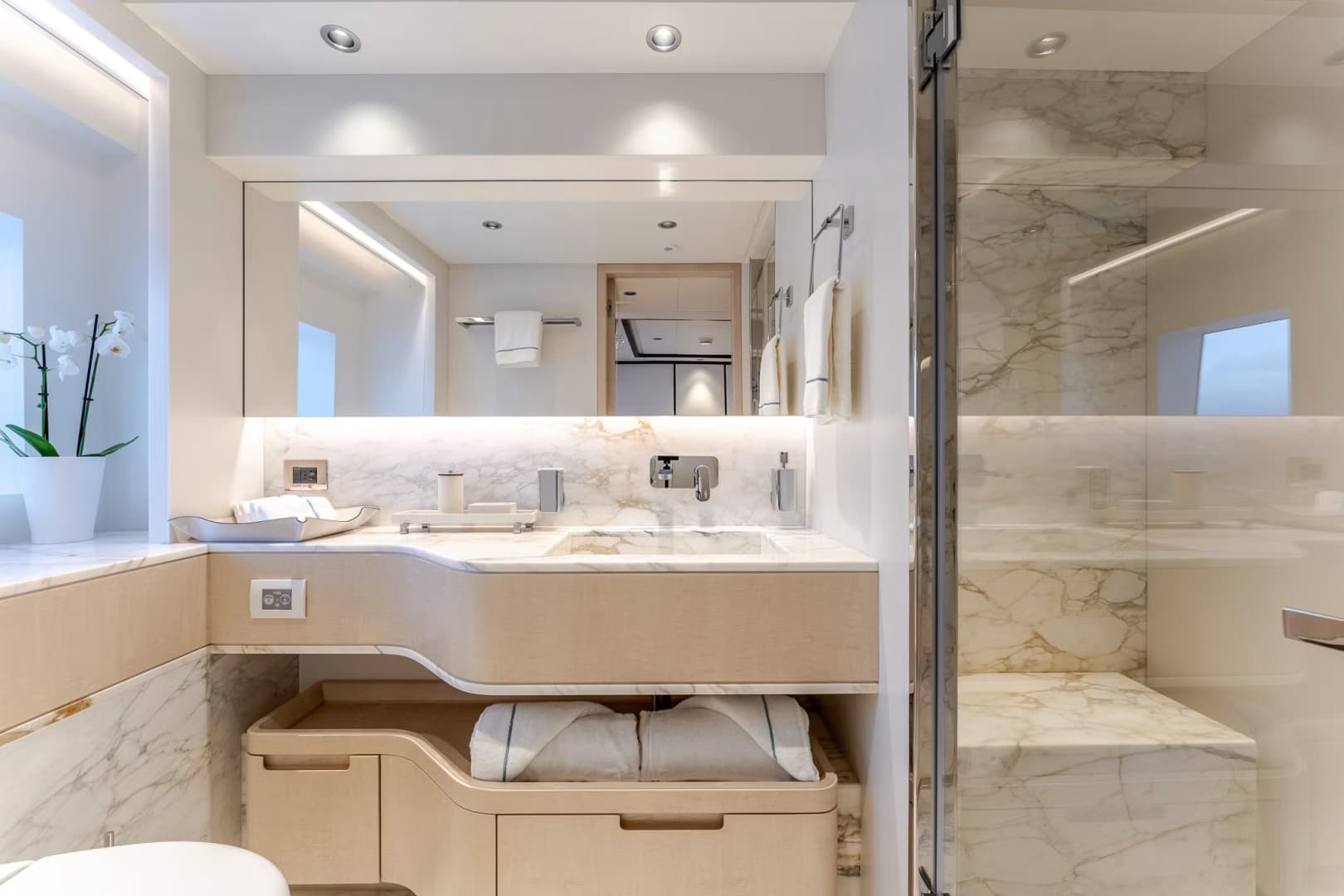 2024 Gulf Craft Majesty 120
