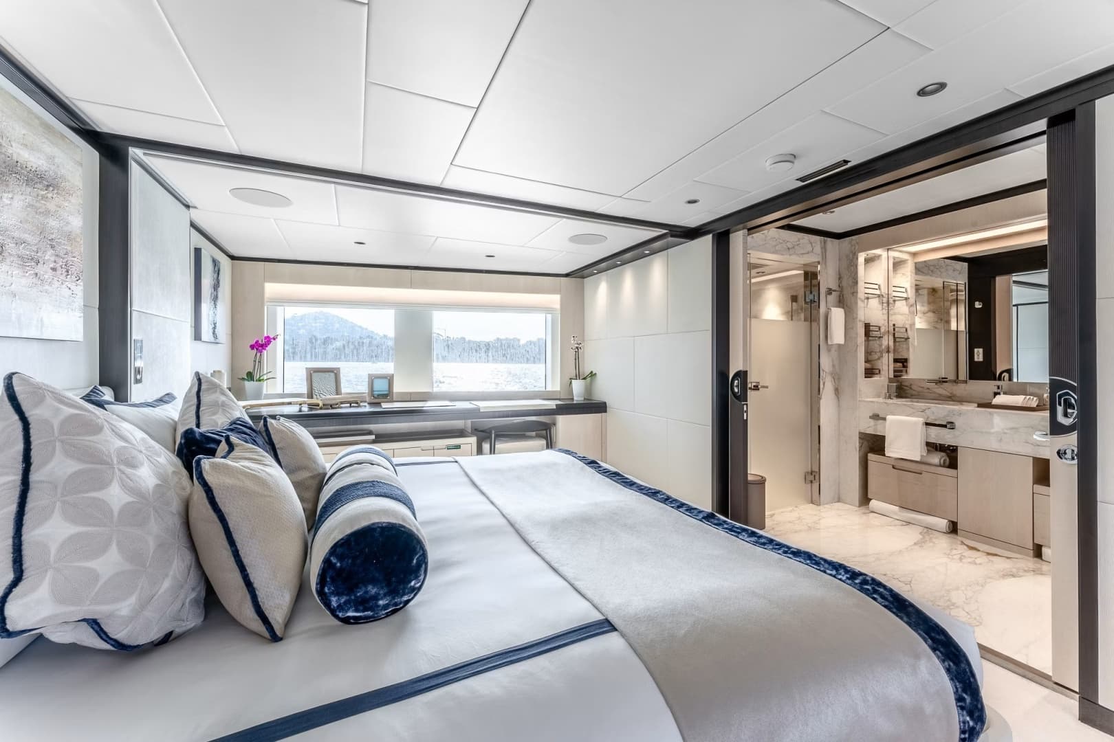 2024 Gulf Craft Majesty 120