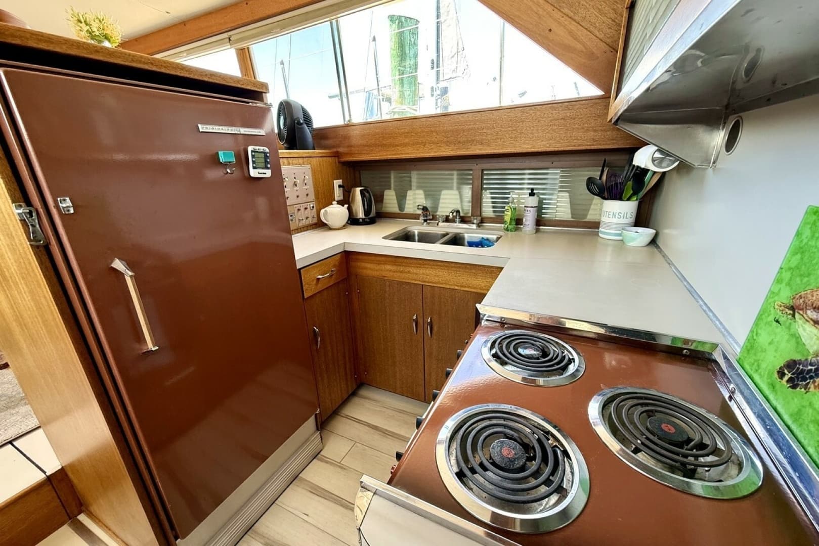 1967 Chris-Craft 47 Commander