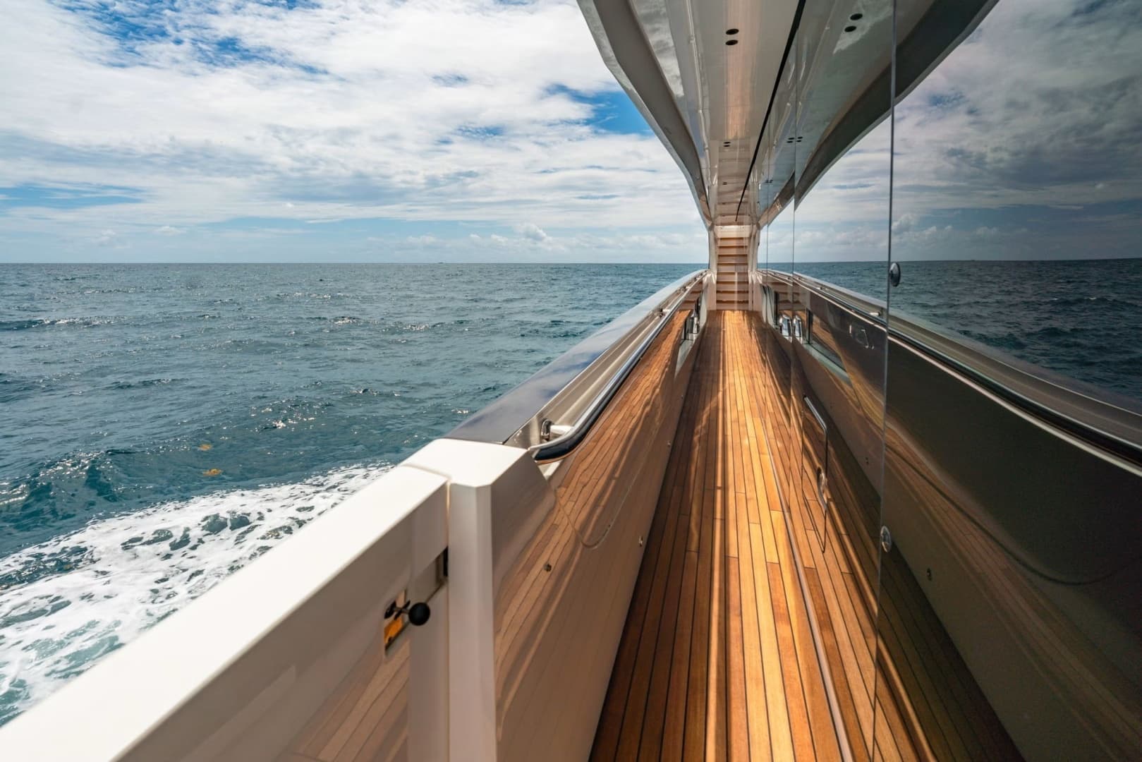 2024 Sunseeker 