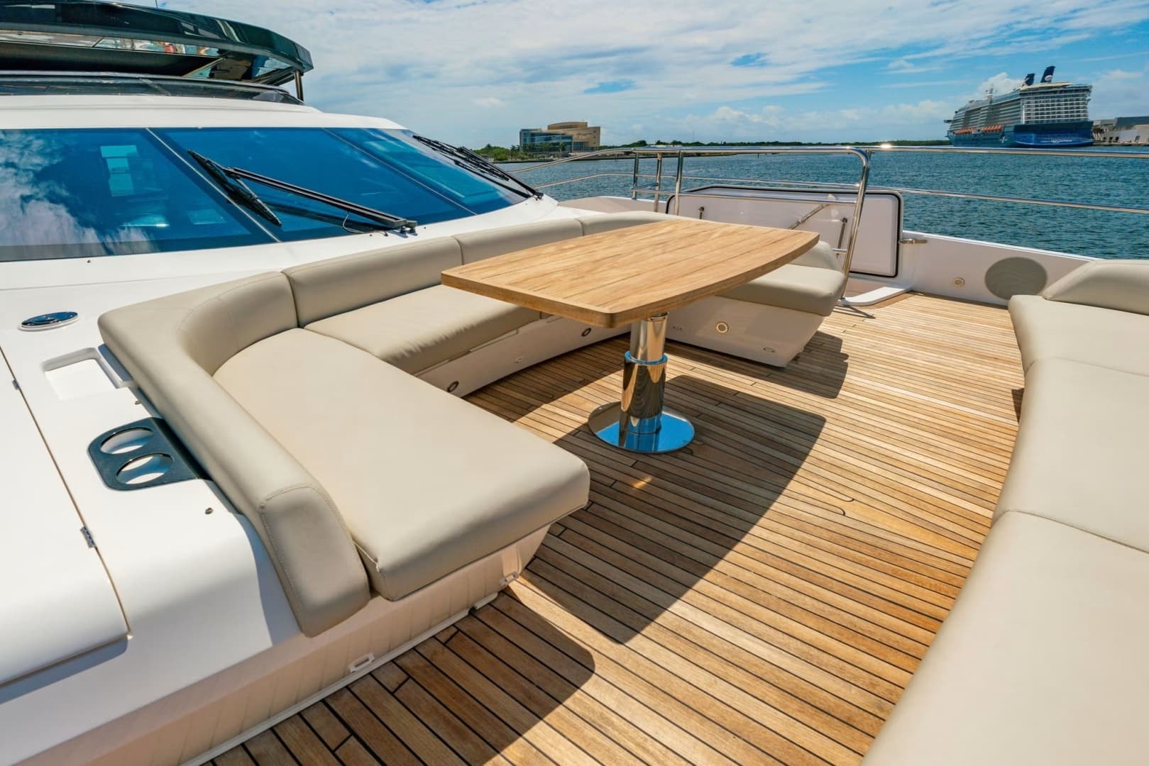 2024 Sunseeker 