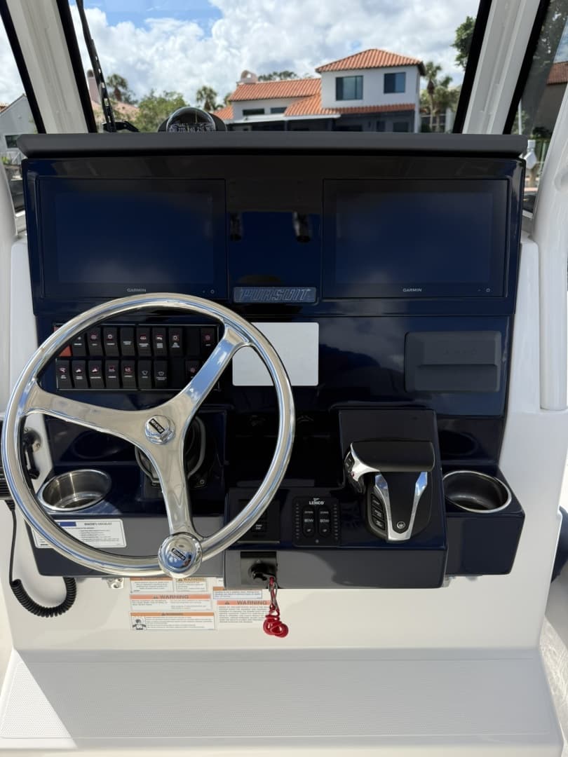2023 Pursuit S248