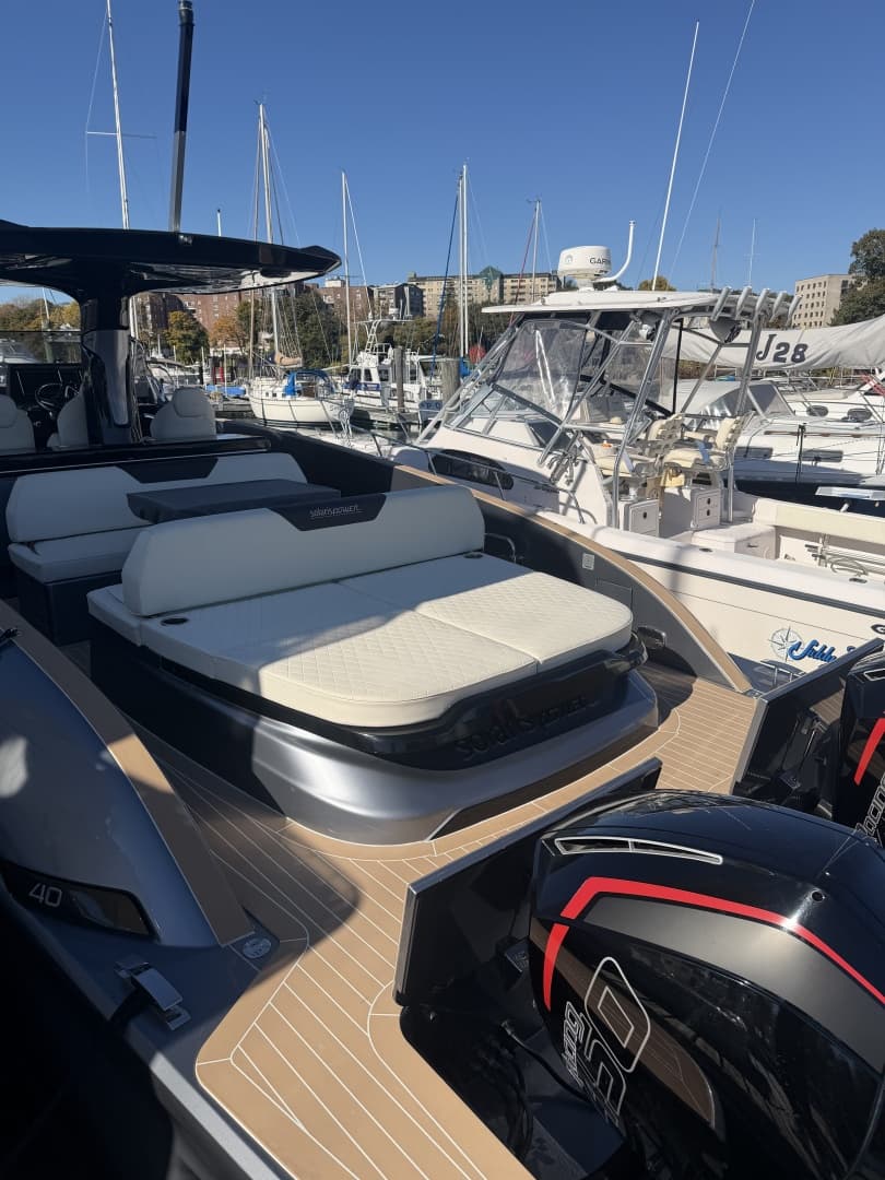 2024 Solaris 40F Open