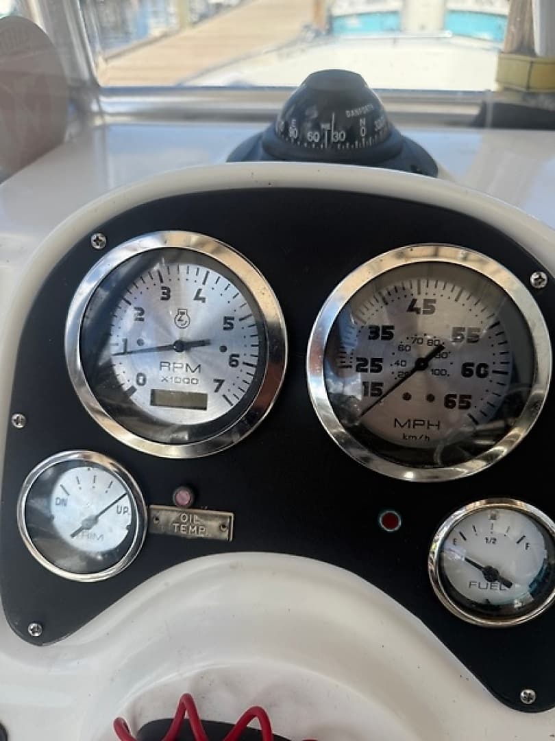 2005 Sailfish 206 CC