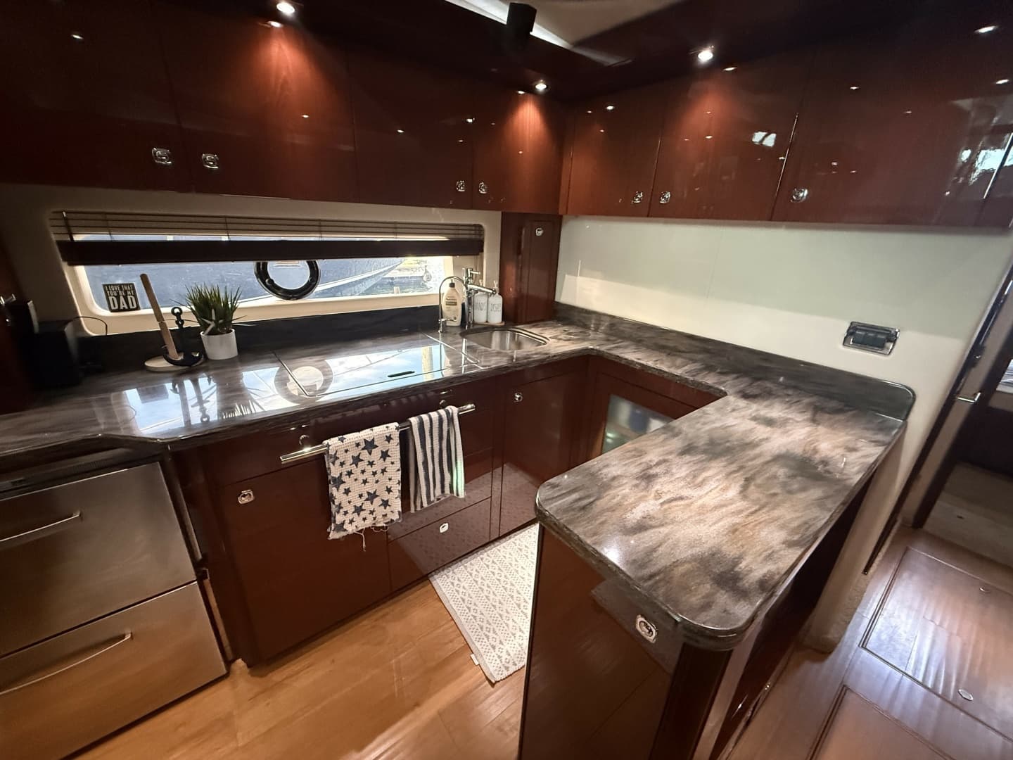 2013 Sea Ray 580 Sundancer
