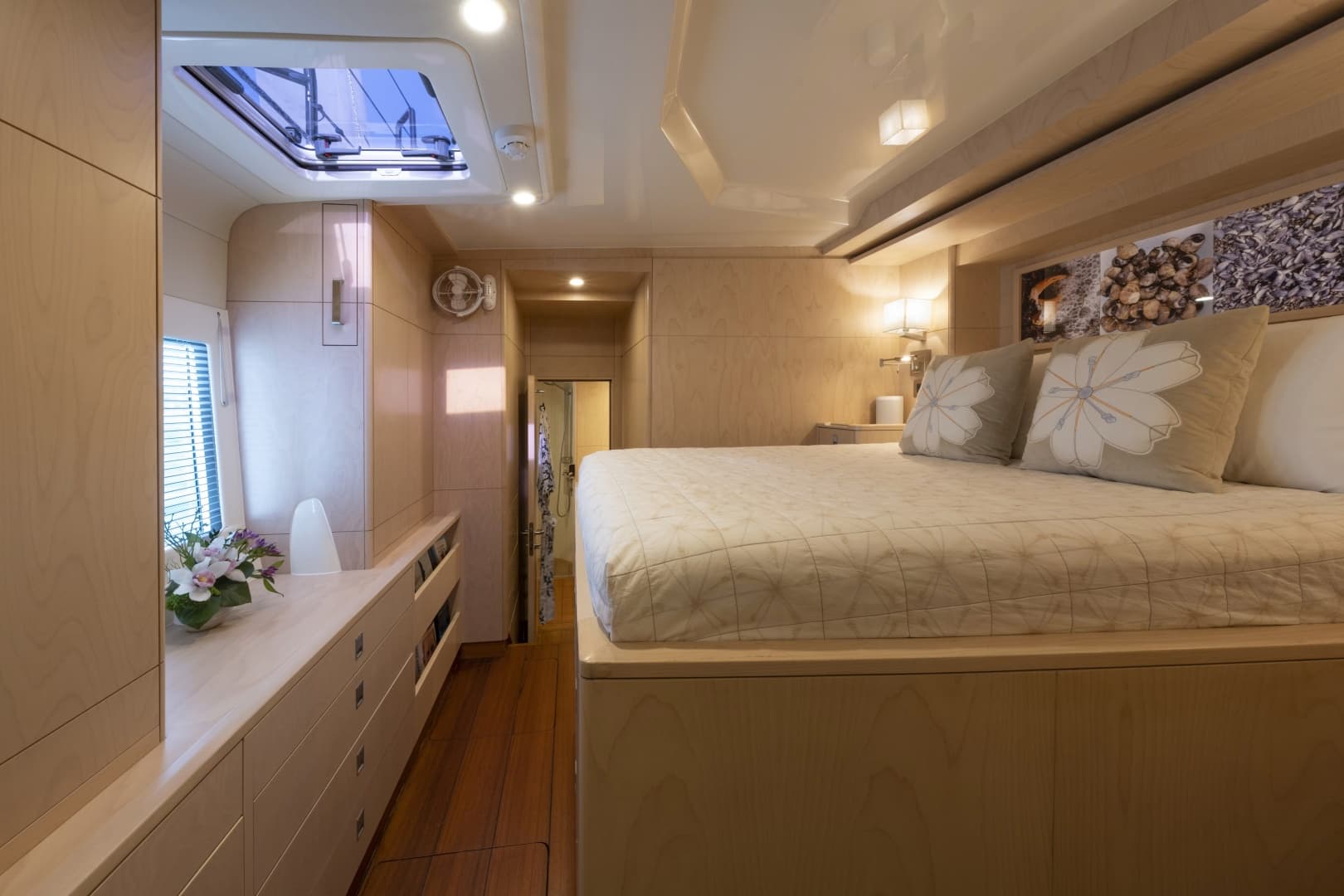 2010 Gunboat 
