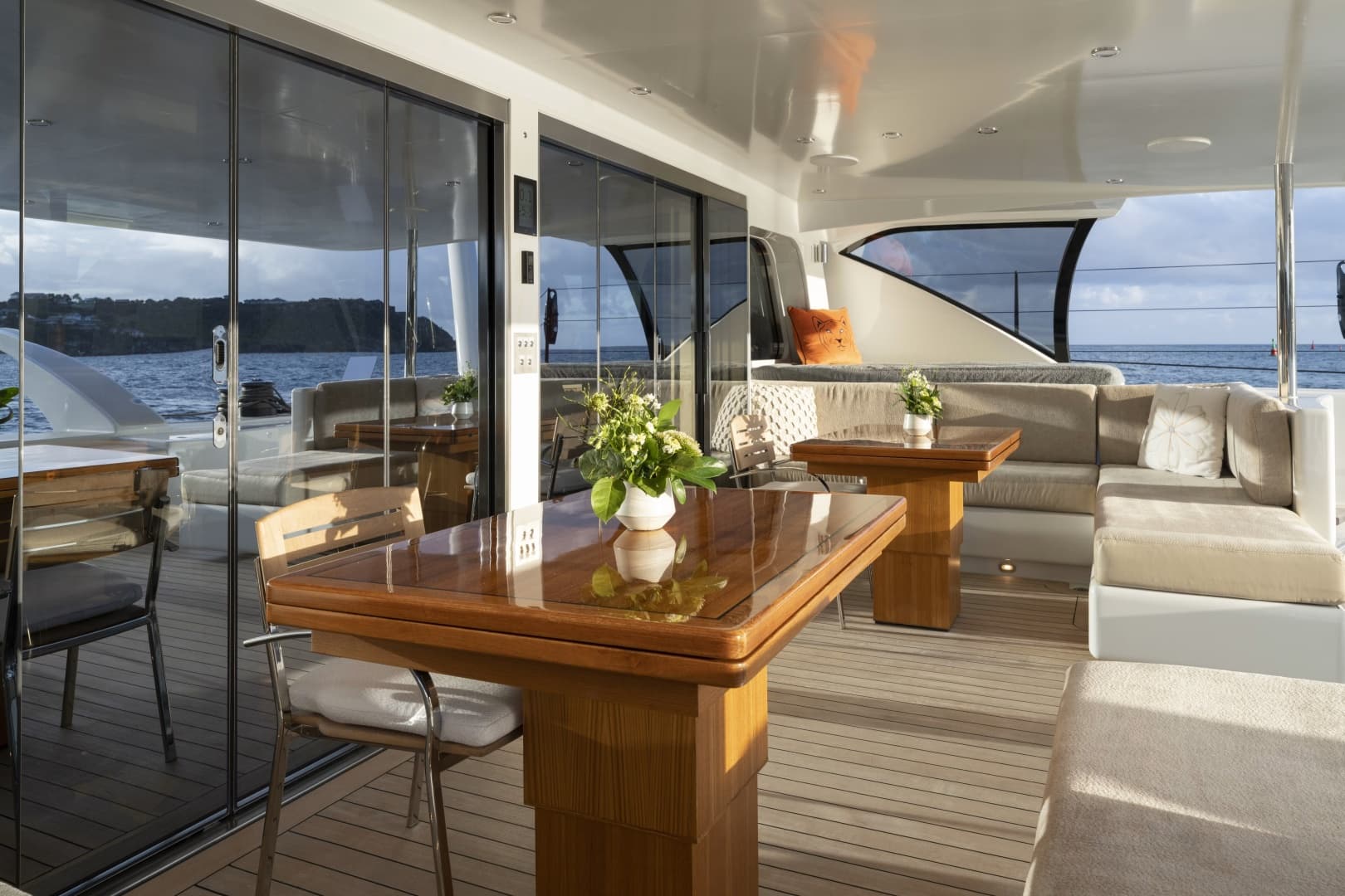 2010 Gunboat 