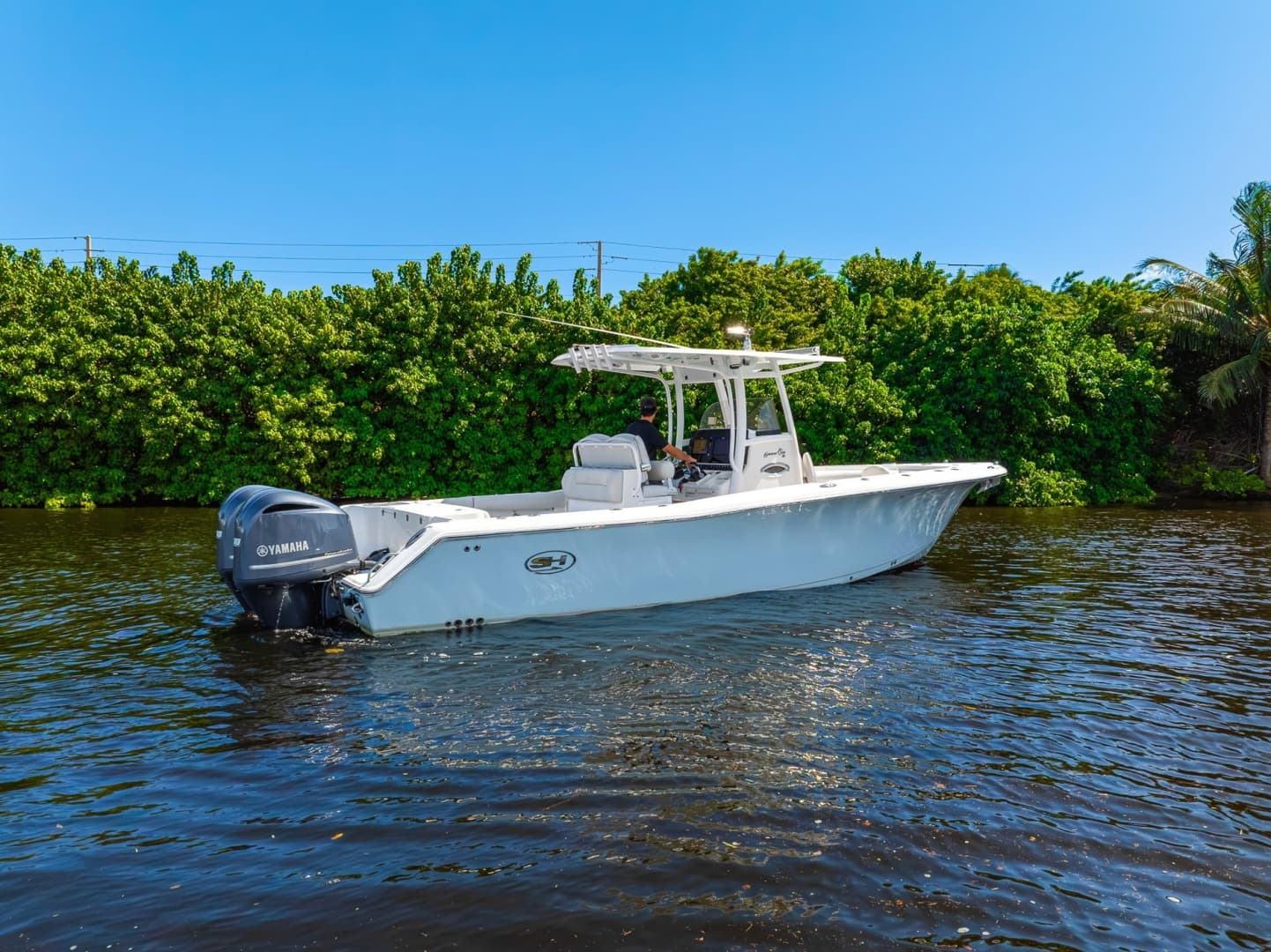 2016 Sea Hunt Gamefish 30
