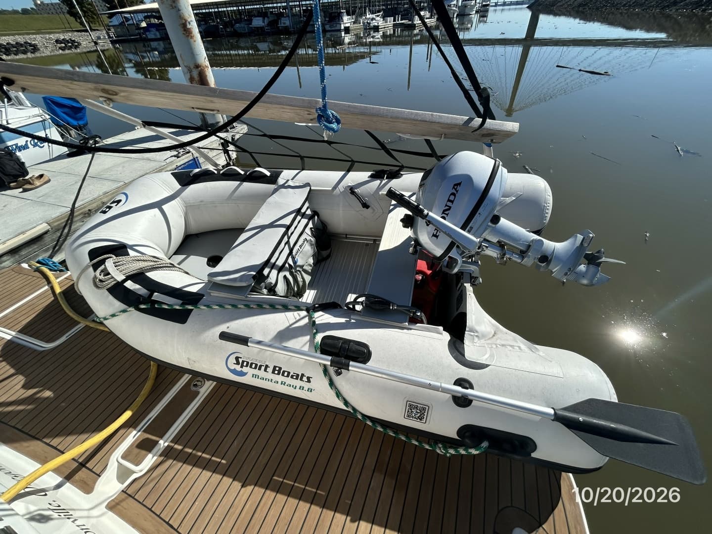 Meridian 441 tender2
