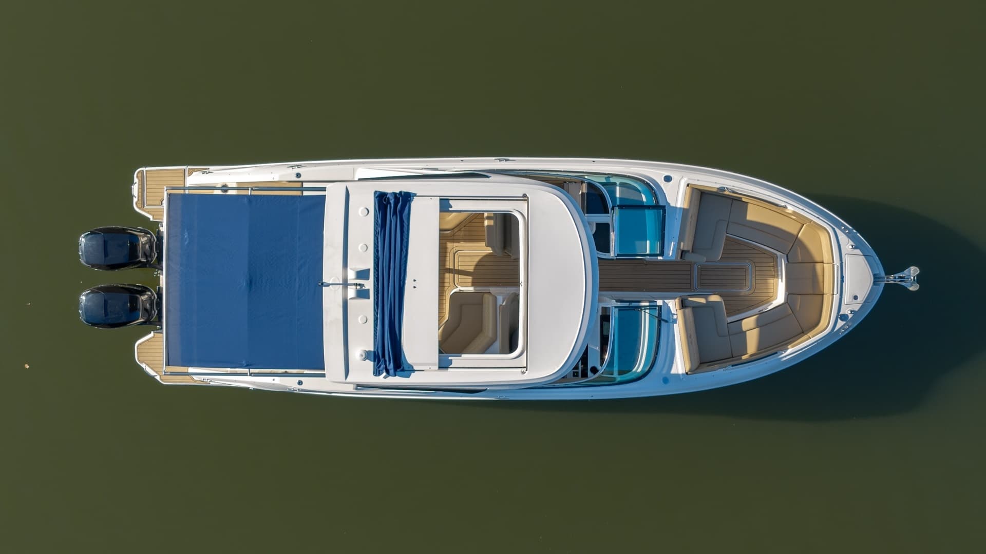 2021 Sea Ray 310 SLX Outboard