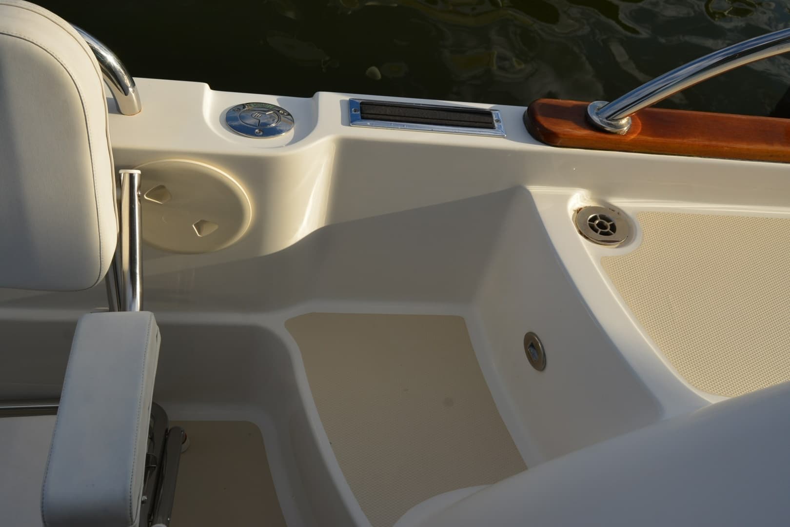 2019 Sabre 45 Salon Express