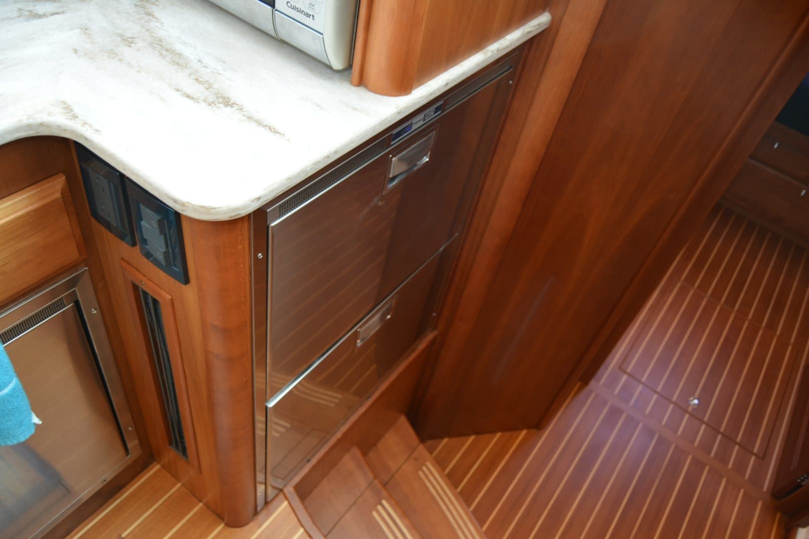 2019 Sabre 45 Salon Express