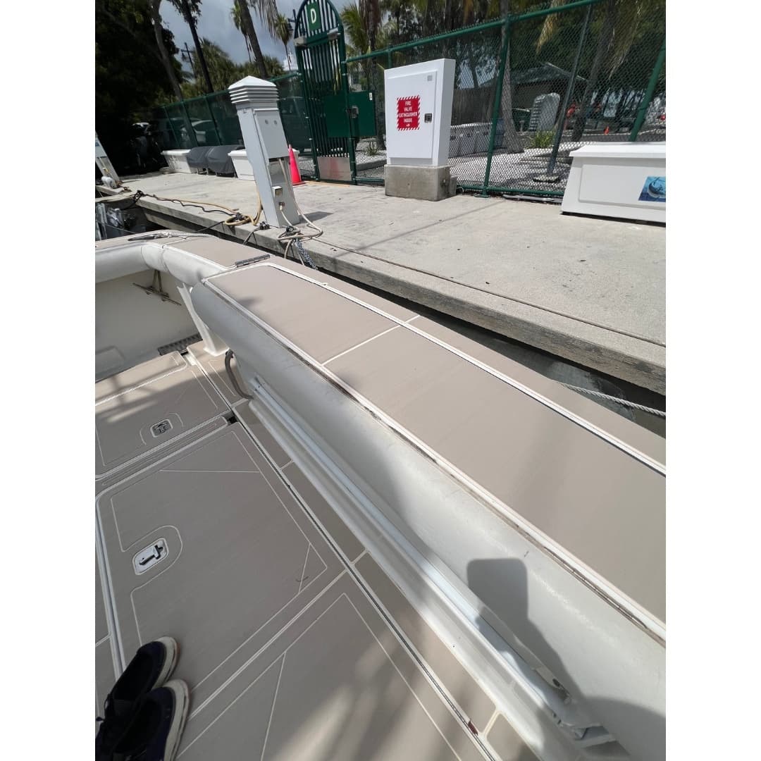 2006 Tiara Yachts 42 Express