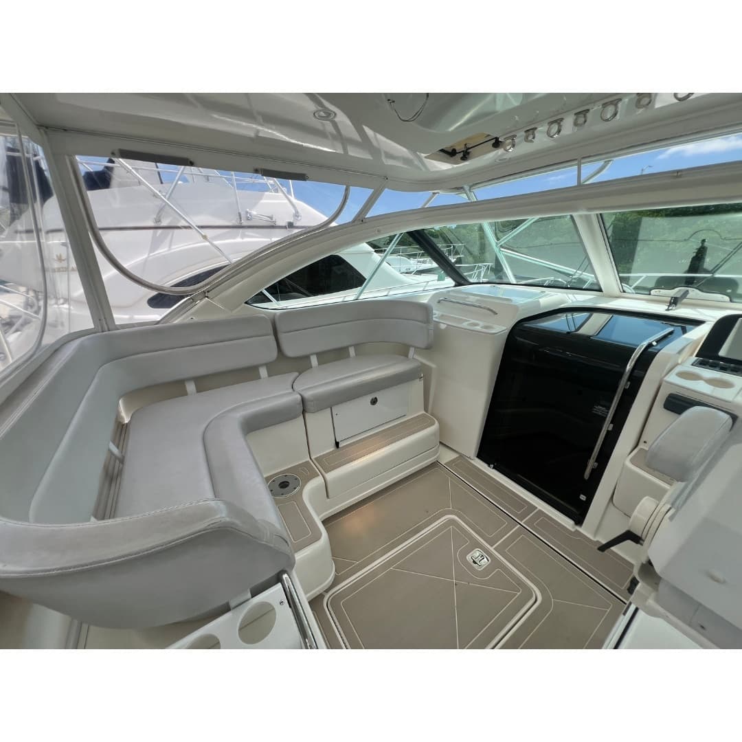 2006 Tiara Yachts 42 Express