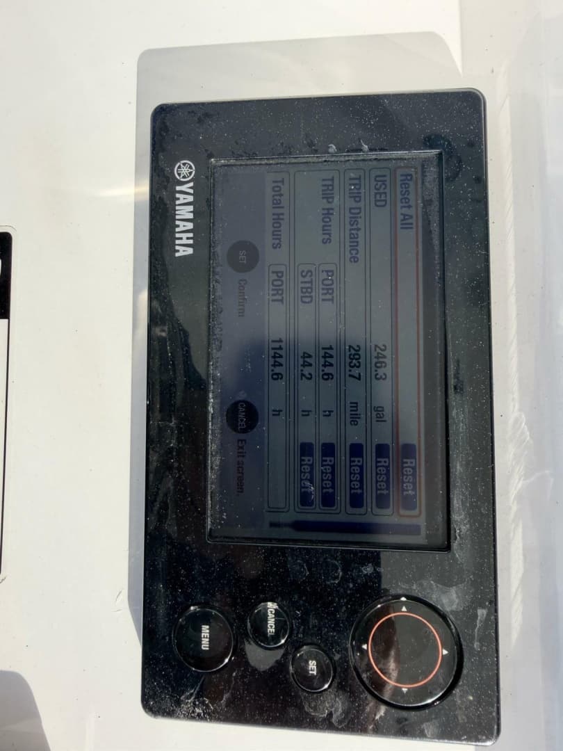 2017 Intrepid 327 Center Console for sale in Pompano Beach FL - Yamaha digital engine gauge display at the helm