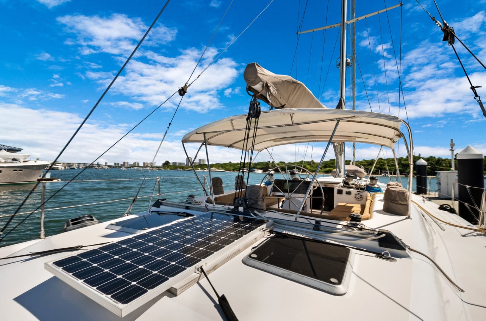 1991 Southern Wind 72