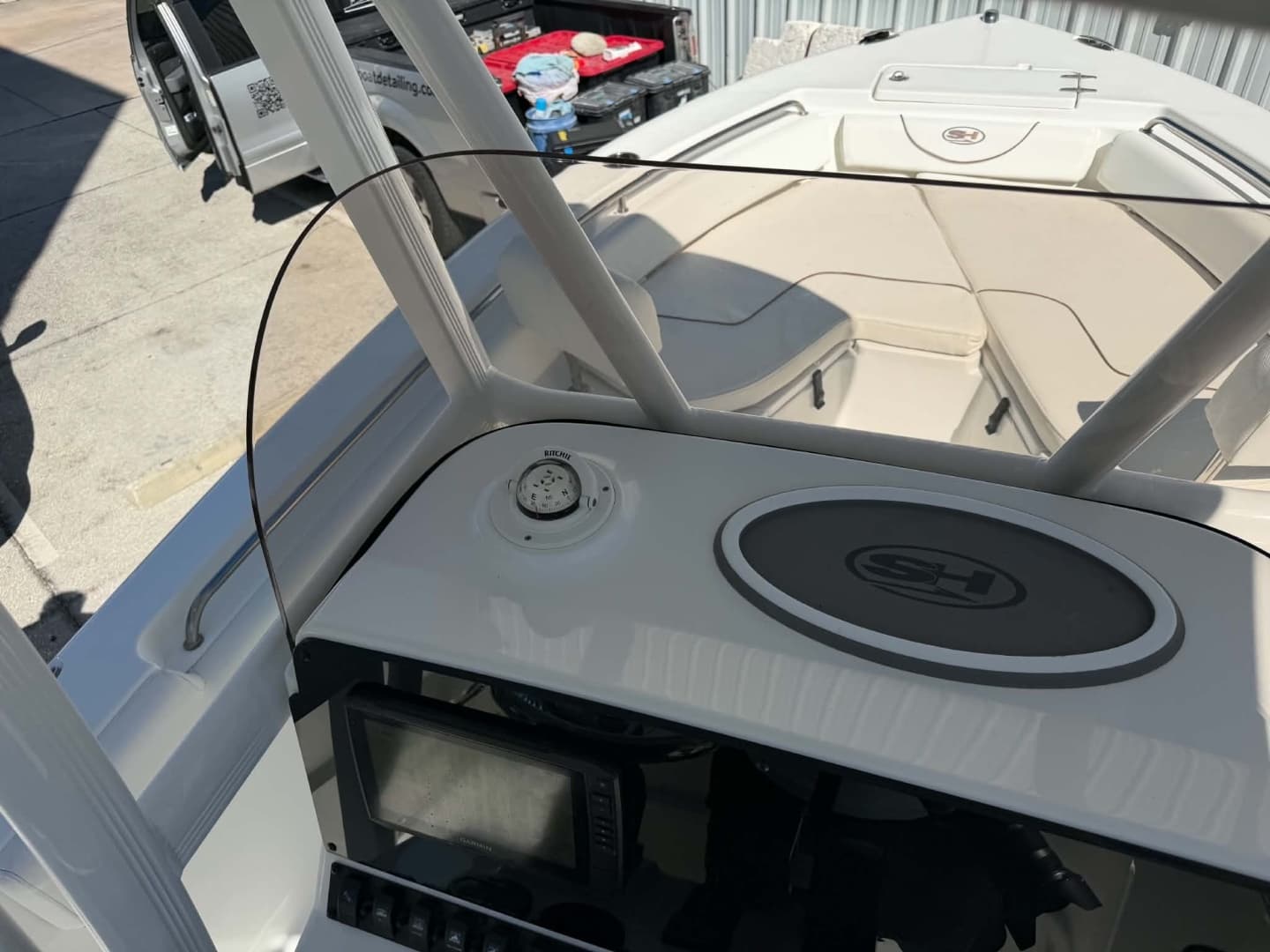 2018 Sea Hunt 225 Ultra