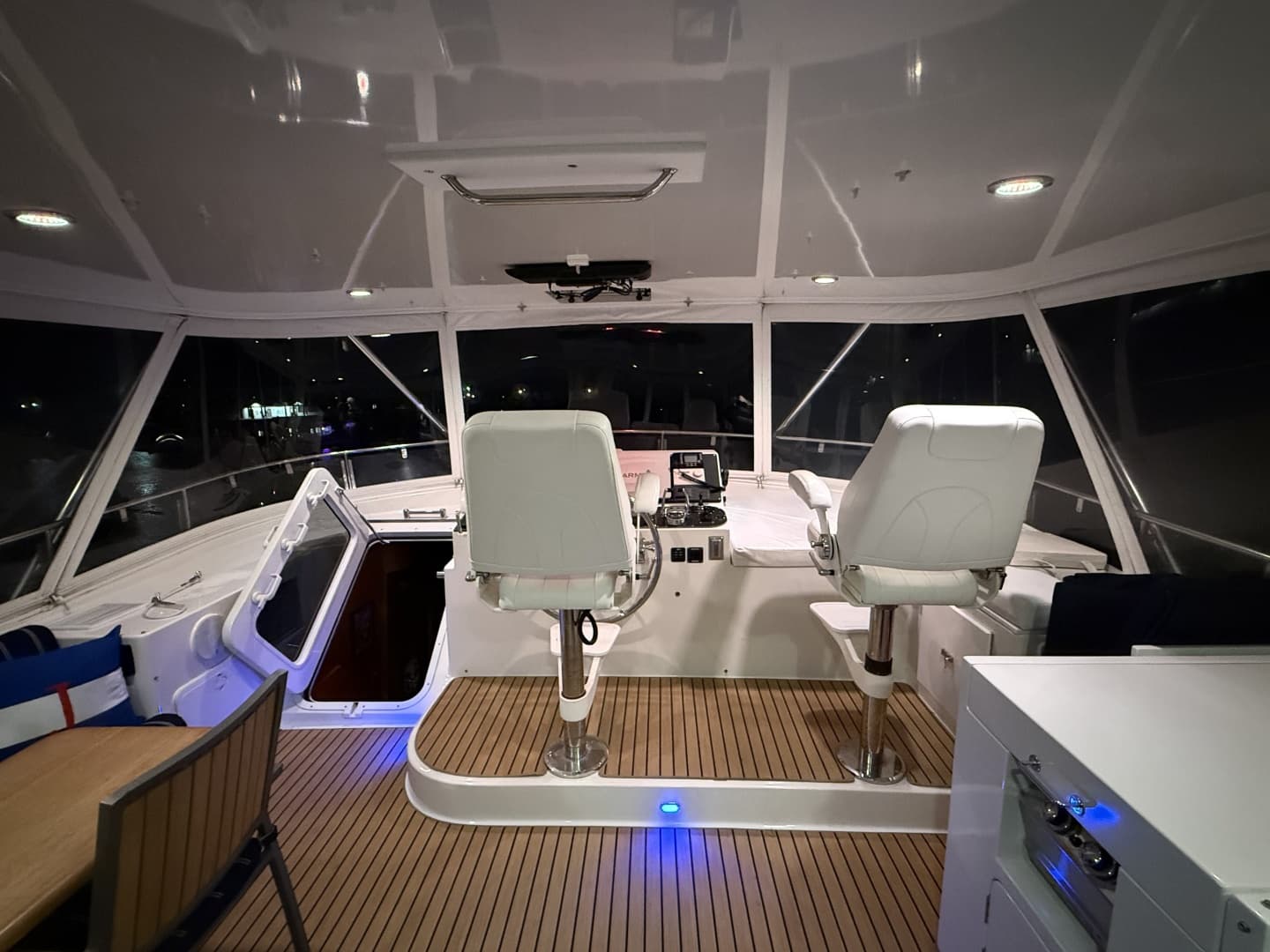 2007 Symbol 59 Convertible Pilothouse MotoryYacht with Portuguese Bridge