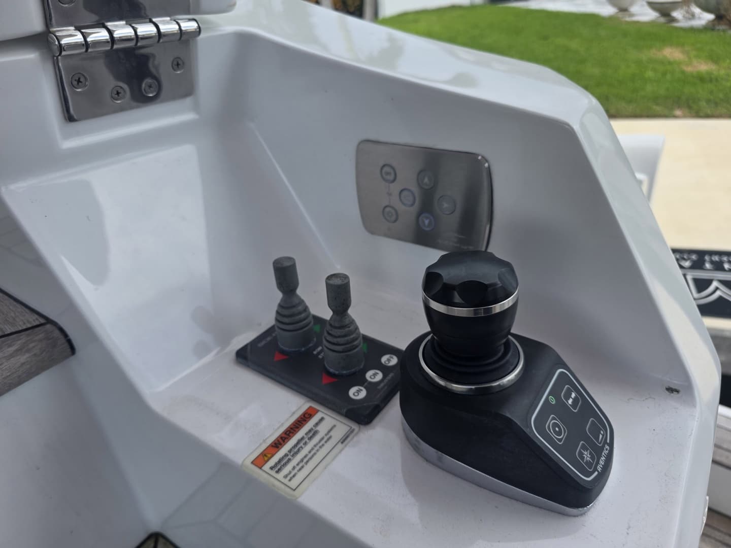 2020 Azimut Fly 72