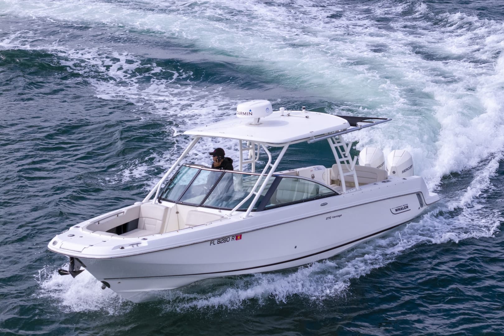 2019 Boston Whaler 270 Vantage