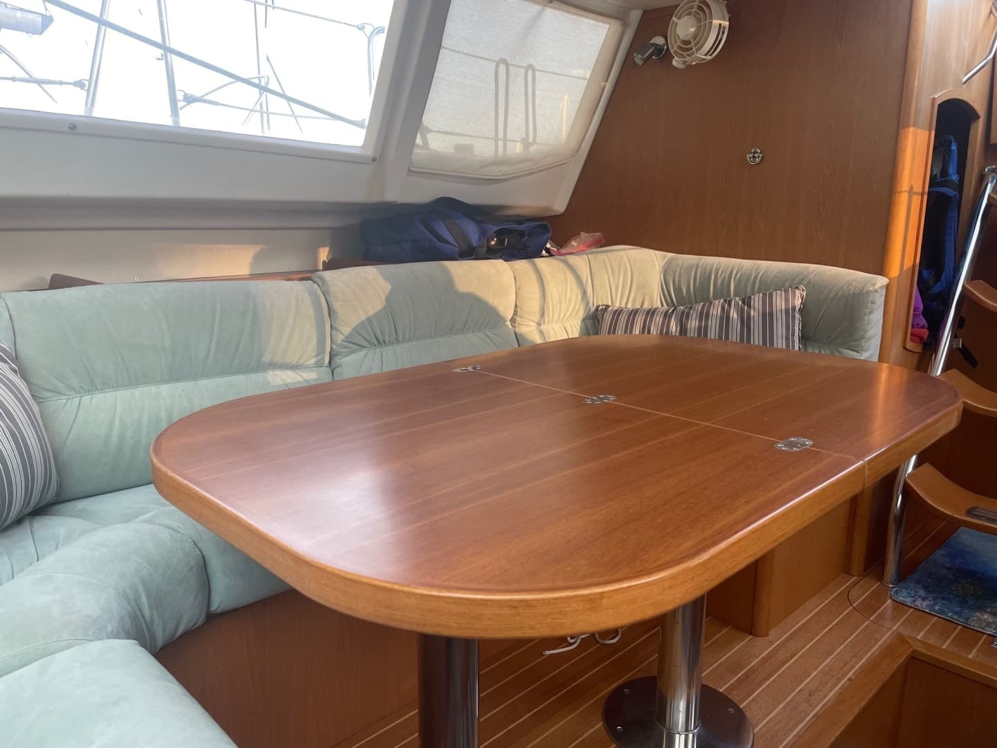 2002 Wauquiez 40 Pilot Saloon