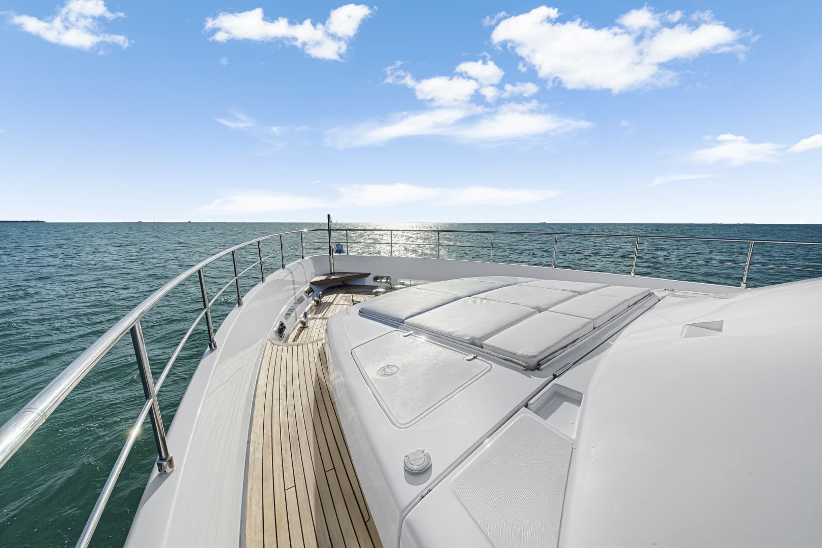 2016 Ferretti Yachts Custom Line