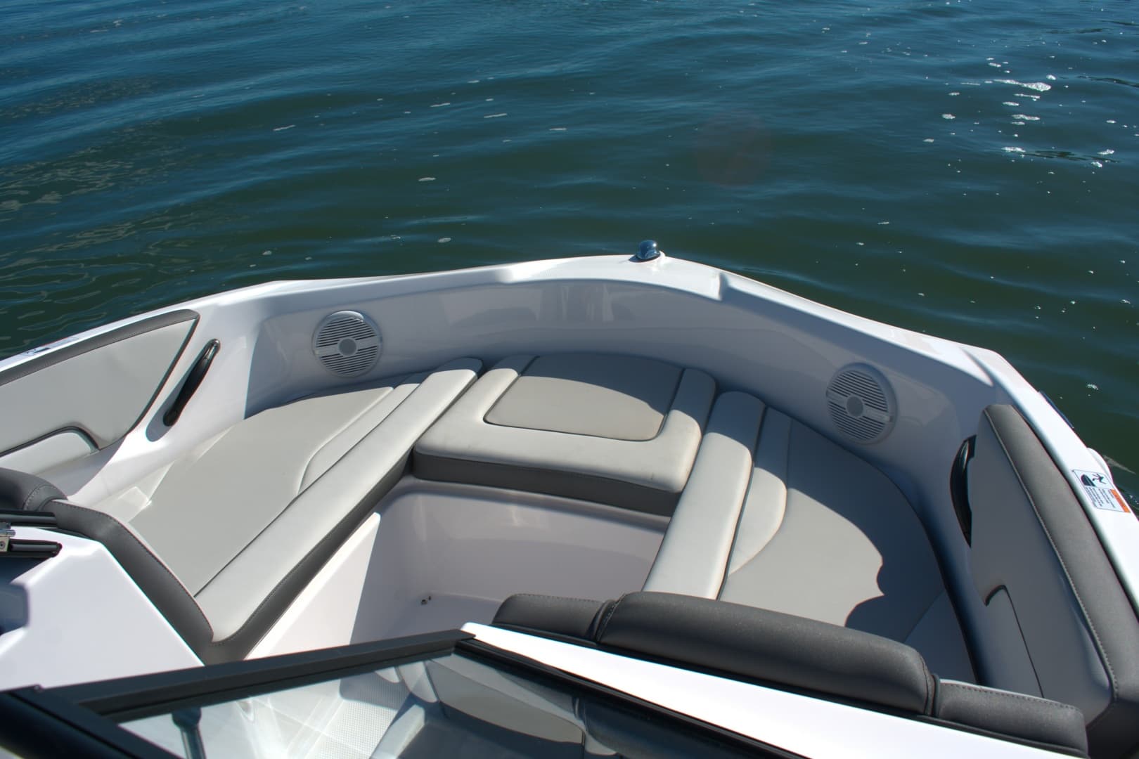 2025 Yamaha Boats AR190