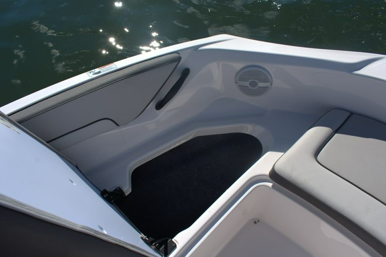 2025 Yamaha Boats AR190