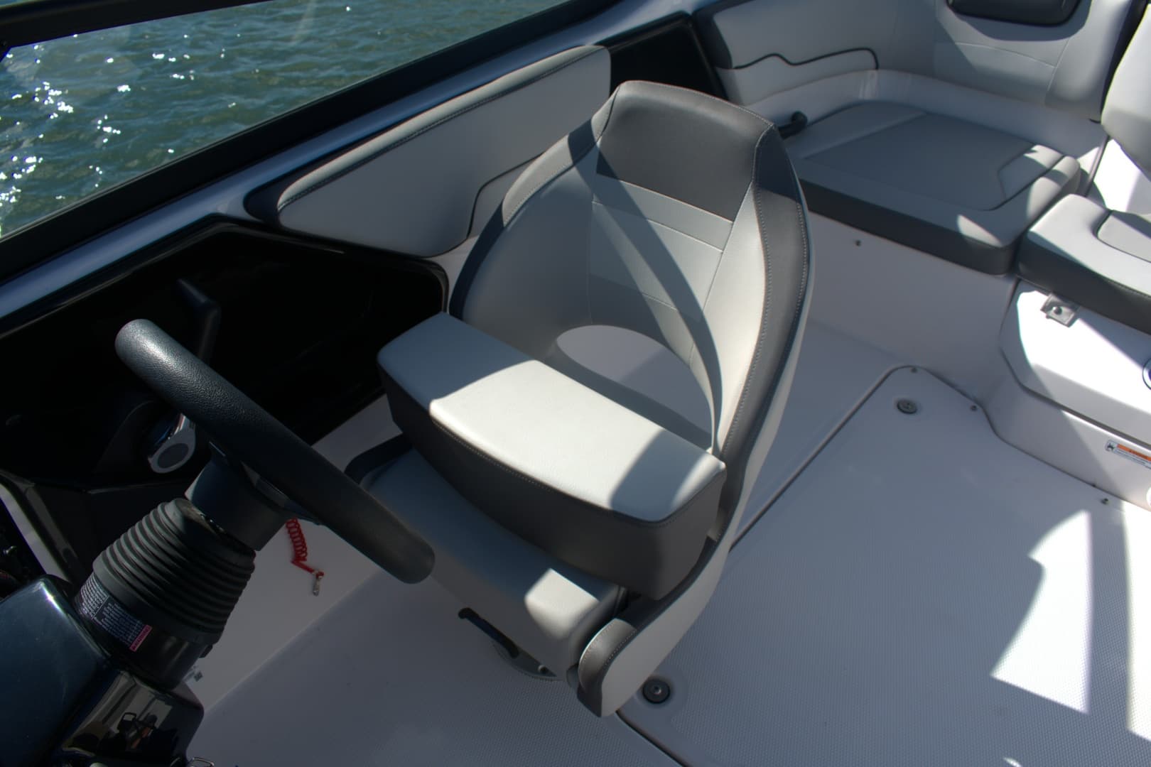 2025 Yamaha Boats AR190