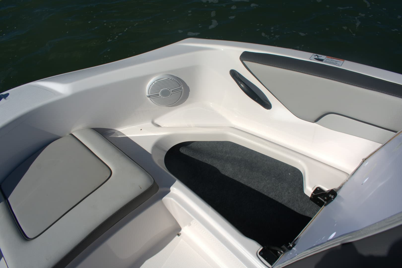 2025 Yamaha Boats AR190