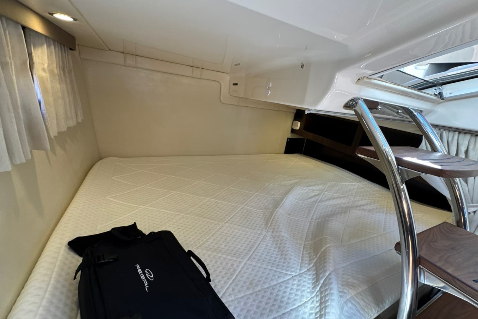 2017 Regal 28 Express