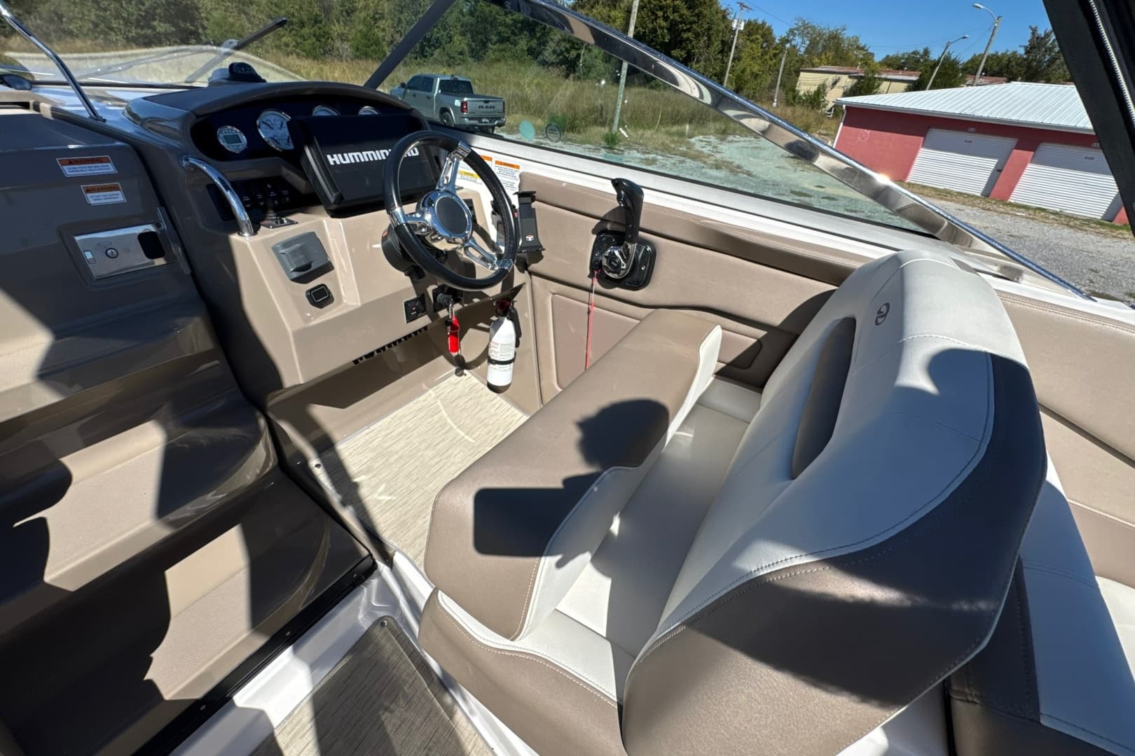 2017 Regal 28 Express