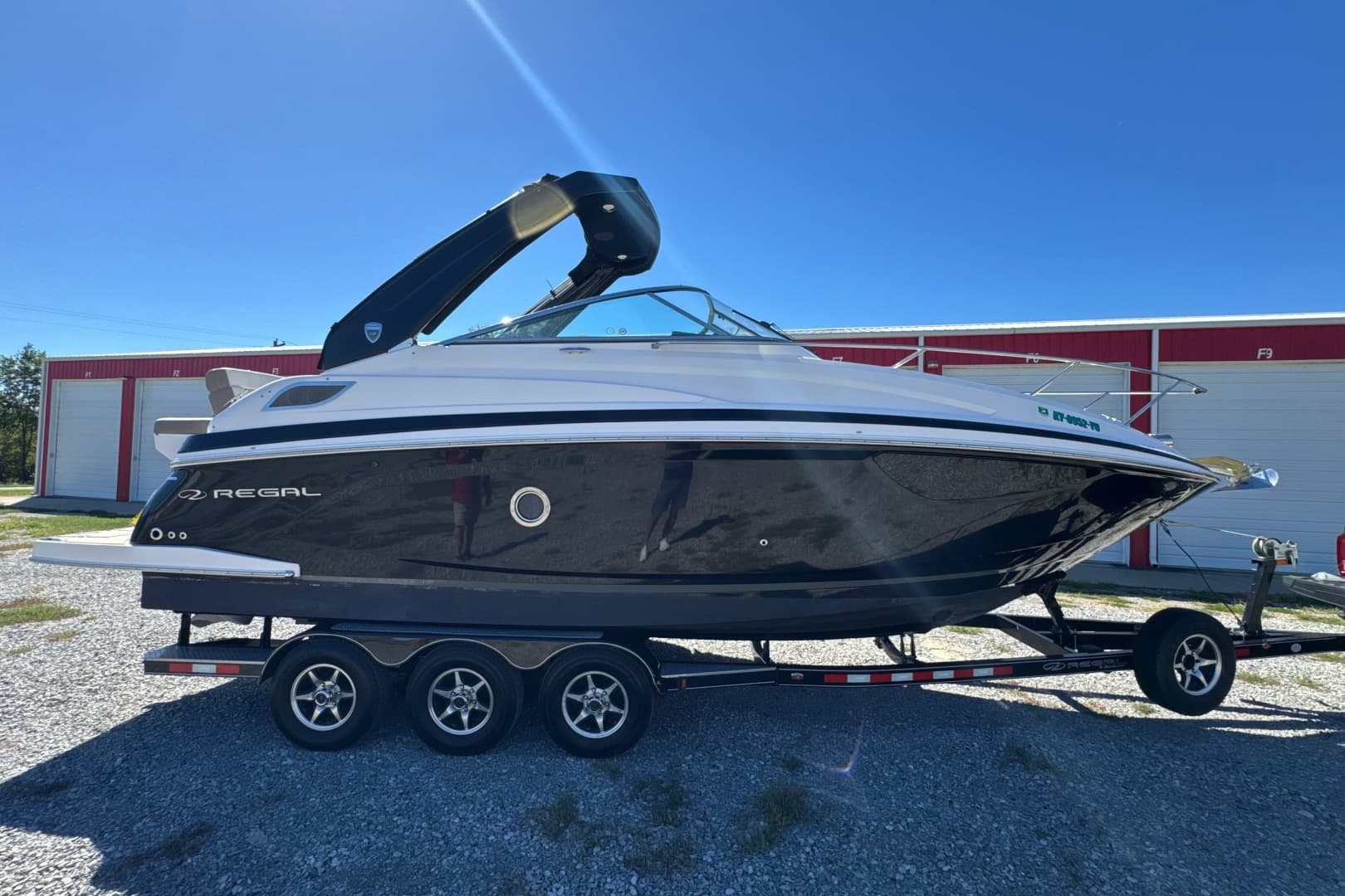 2017 Regal 28 Express