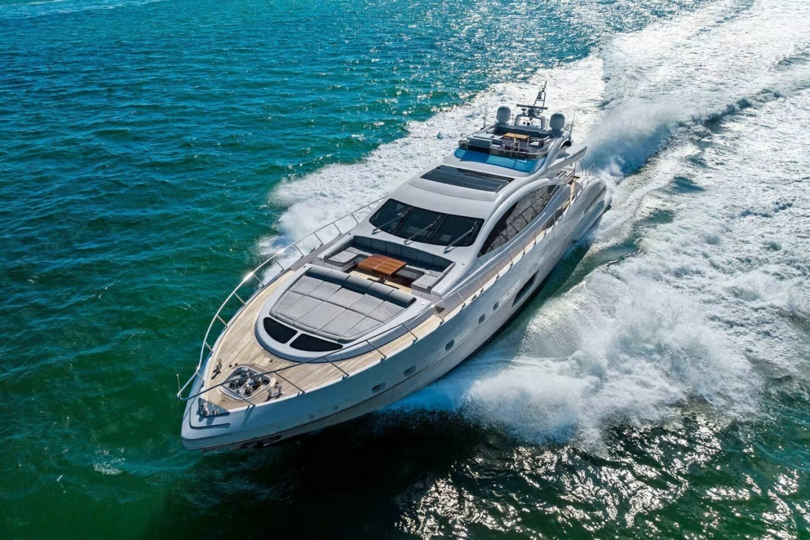 2016 Mangusta 94