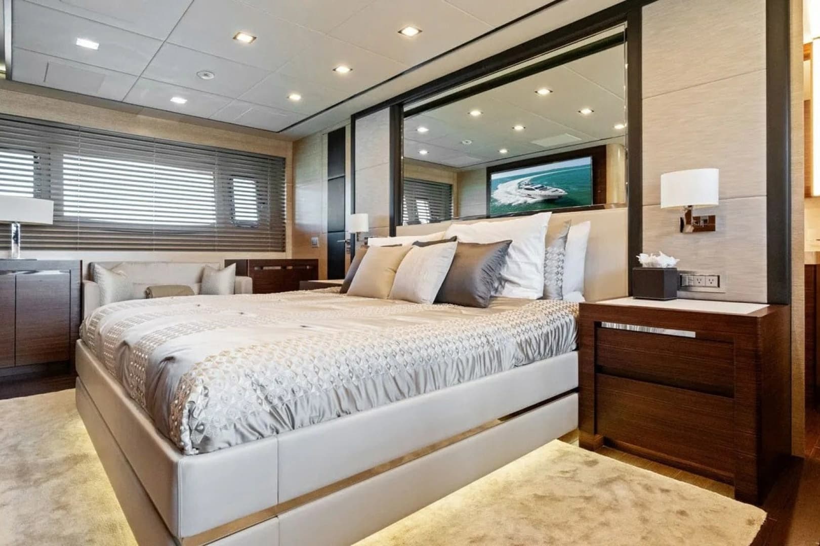 2016 Mangusta 94