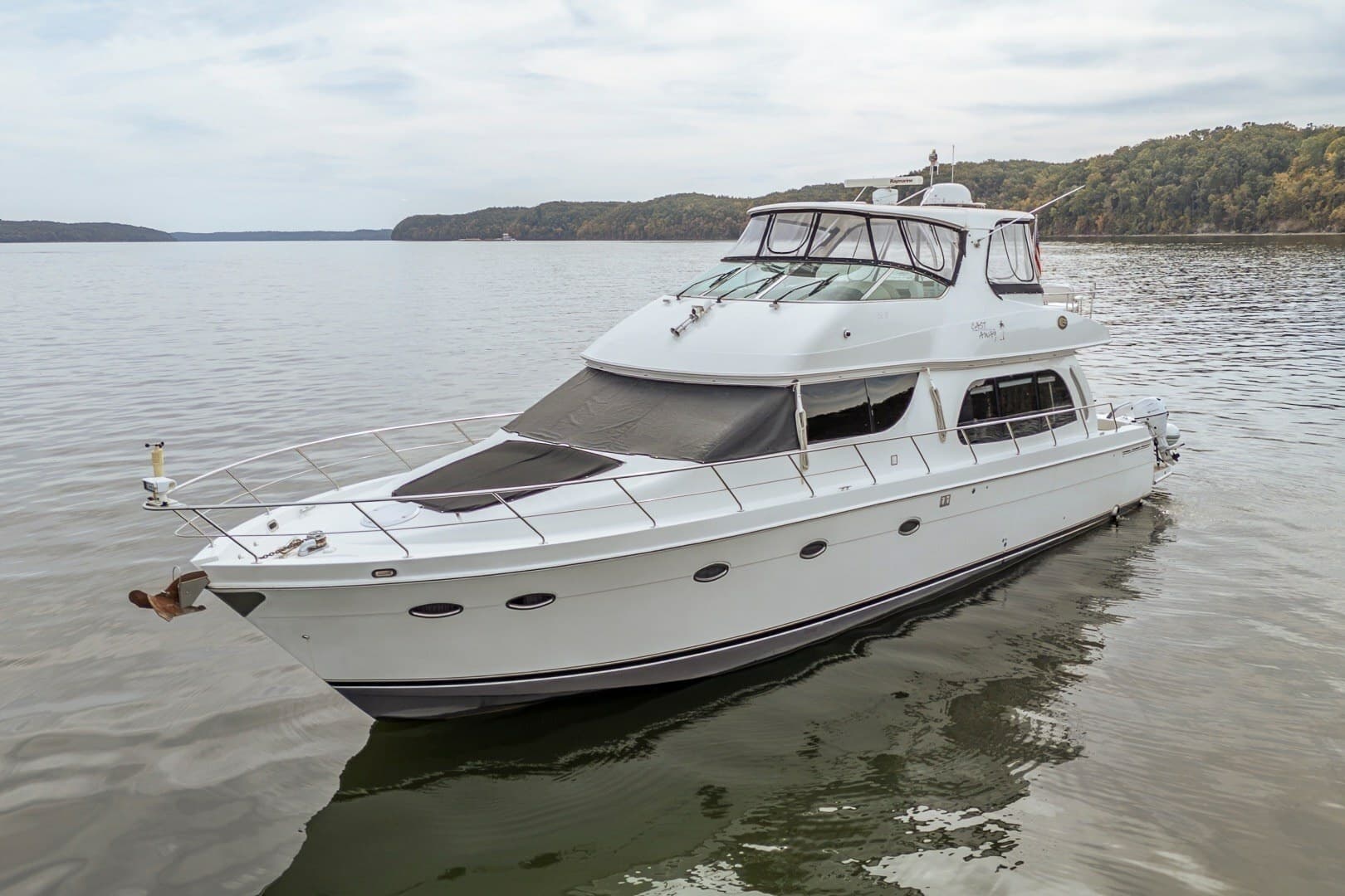 2006 Carver 56 Voyager
