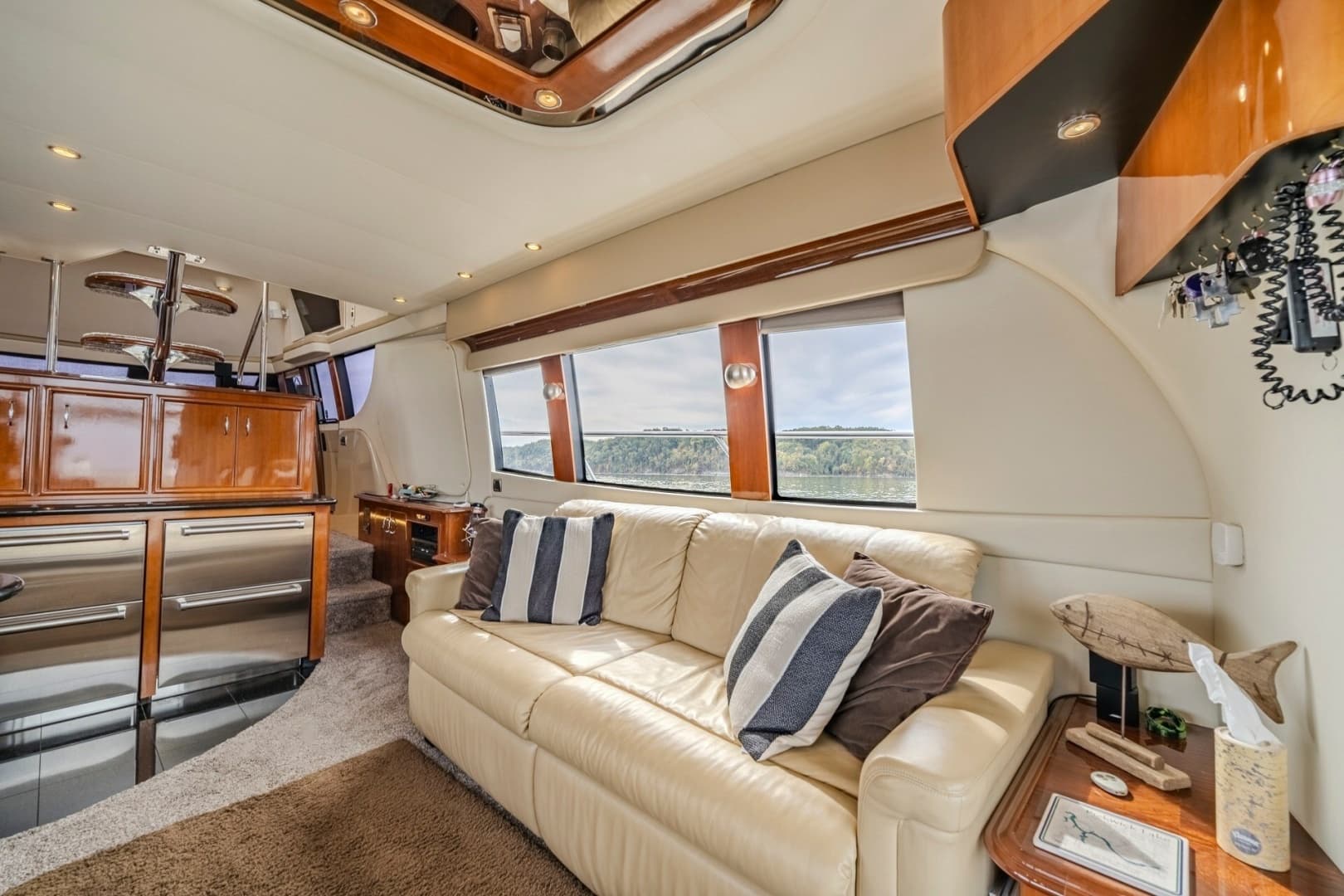 2006 Carver 56 Voyager