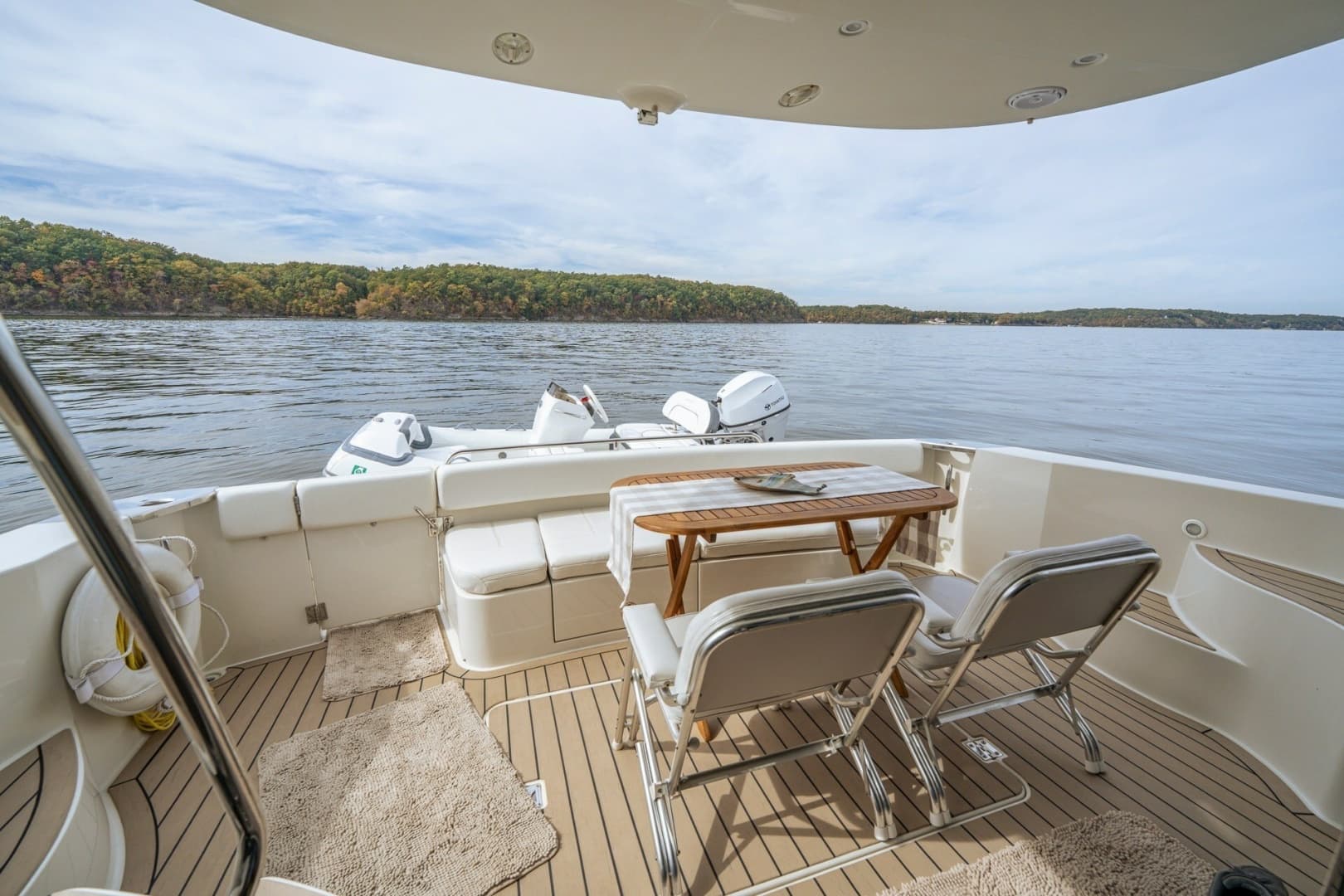 2006 Carver 56 Voyager