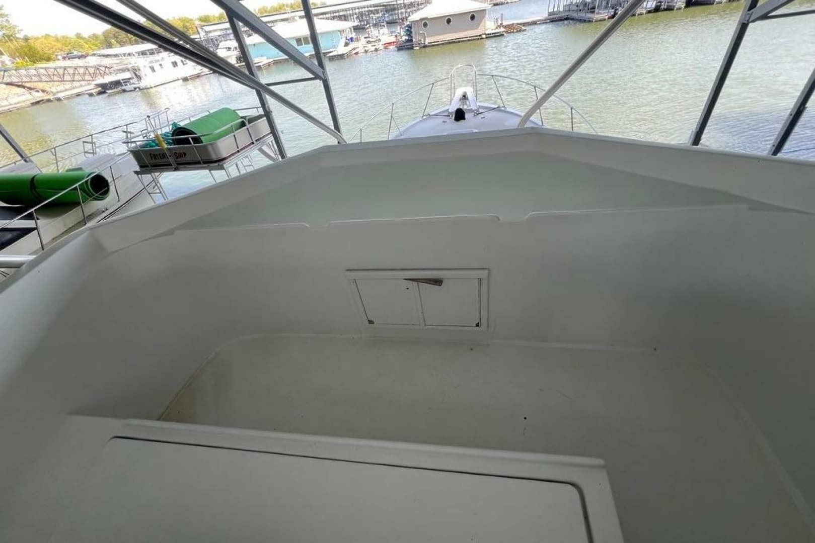 1976 Hatteras 53 Convertible