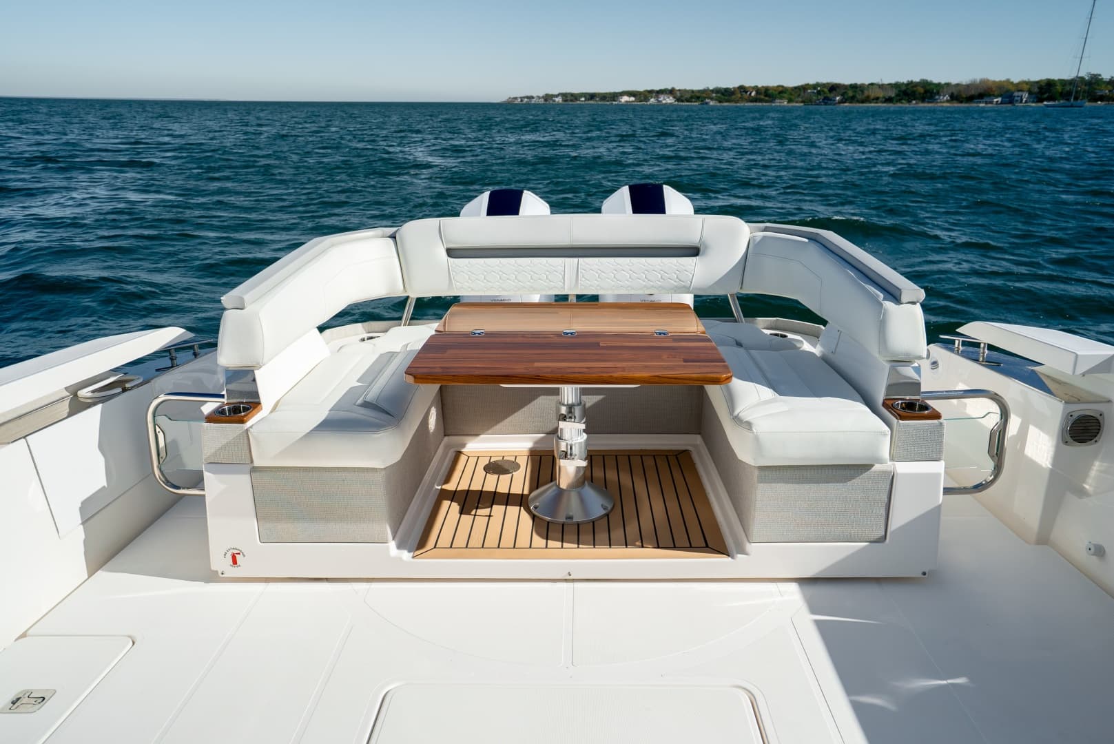 2023 Tiara Yachts 43 LS