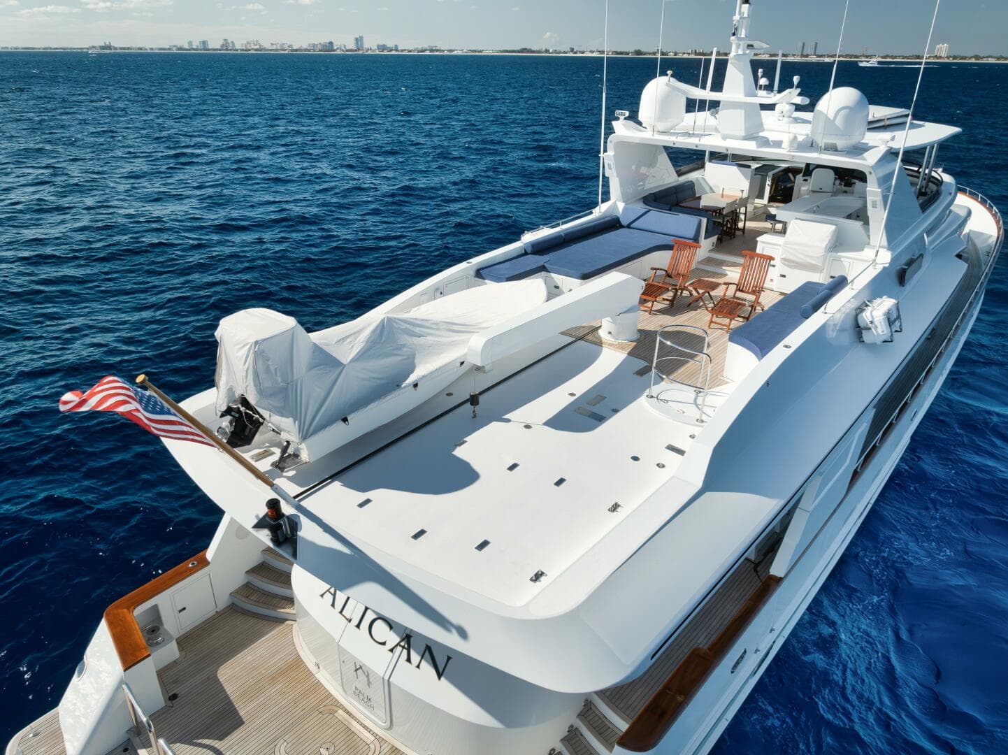 2002 Sovereign Raised Pilothouse