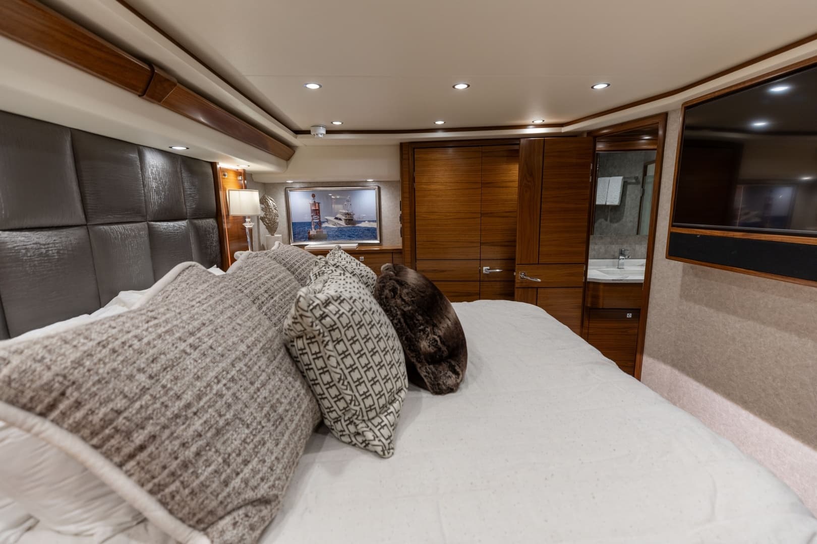 2023 Viking 72 Convertible- TEAM SUPREME- Master Stateroom