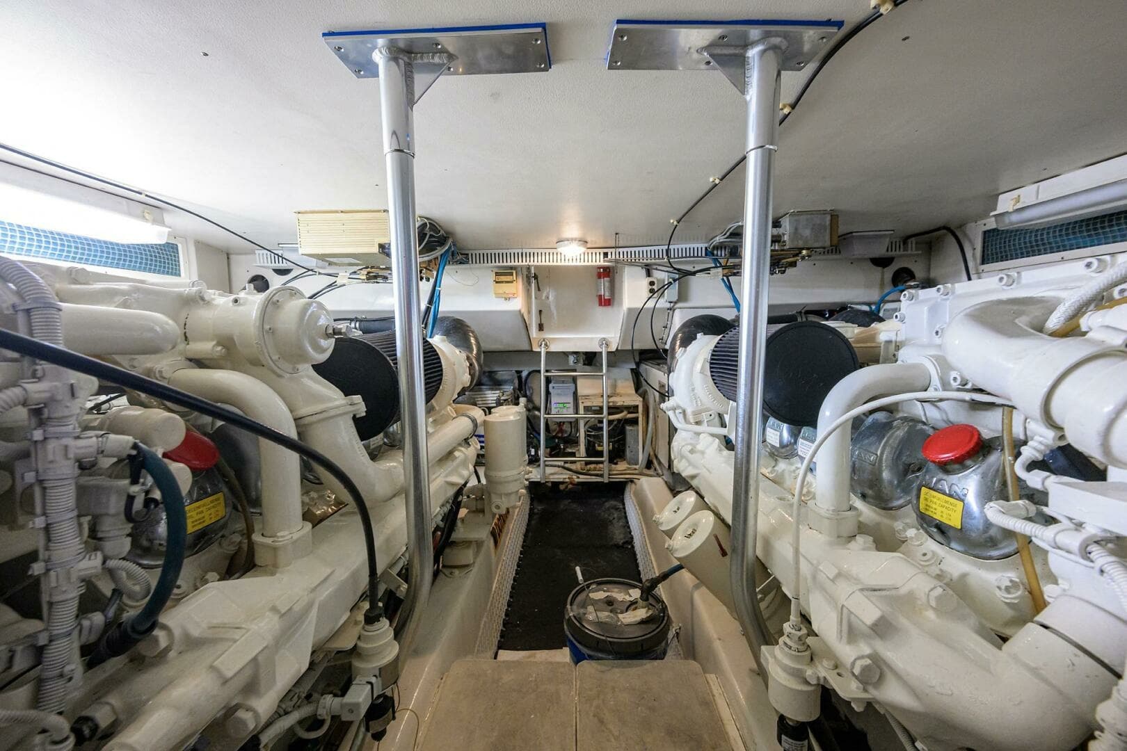 2001 Ocean Yachts 56 Super Sport