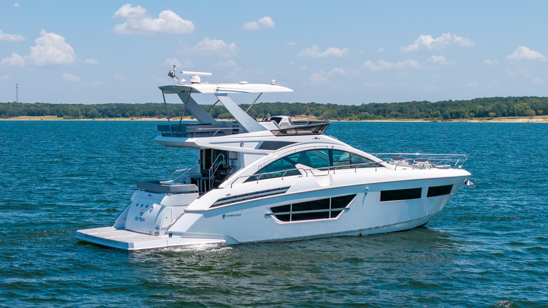 Exterior Starboard View of Sol Mate