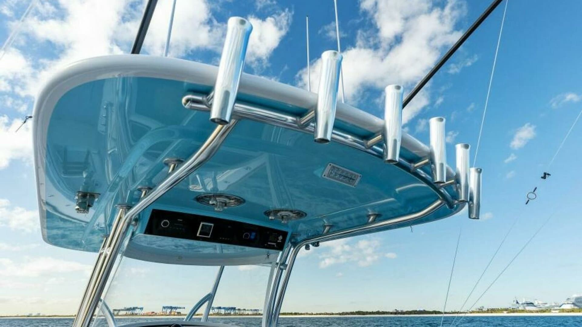 2021 Valhalla Boatworks V-37 Rod Holders