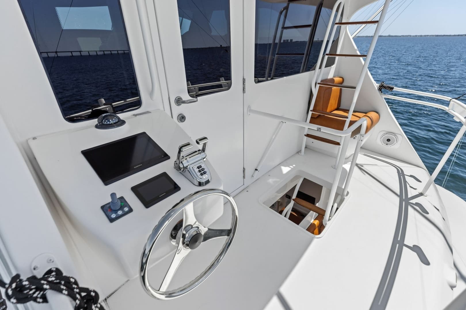 2008 Viking 68 Skybridge "Liquid Apple"