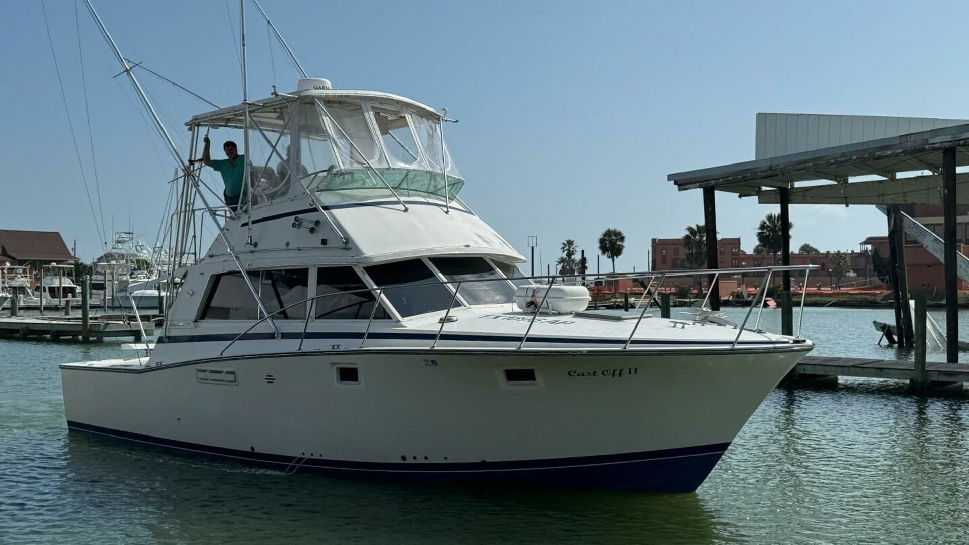 1983 Bertram 385 Convertible- Cast Off II- STBD Bow