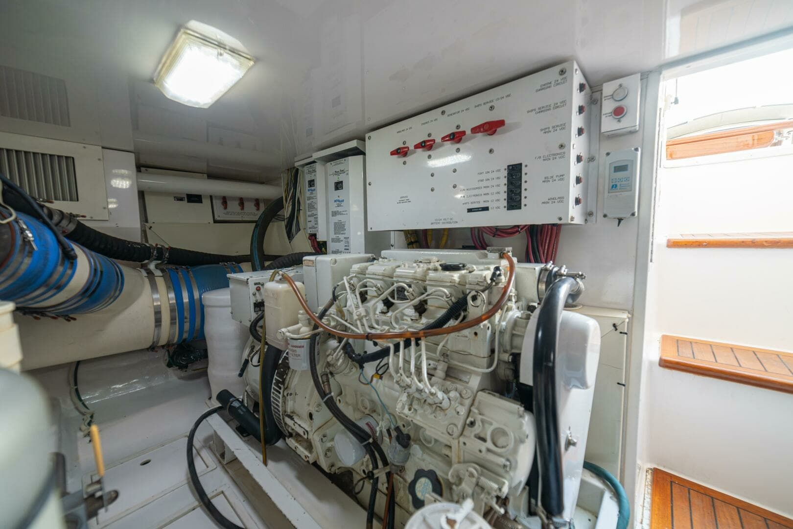 2006 Viking 56 "Scandaloso"